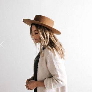 GigiPip Dahlia wool hat w/ leather band